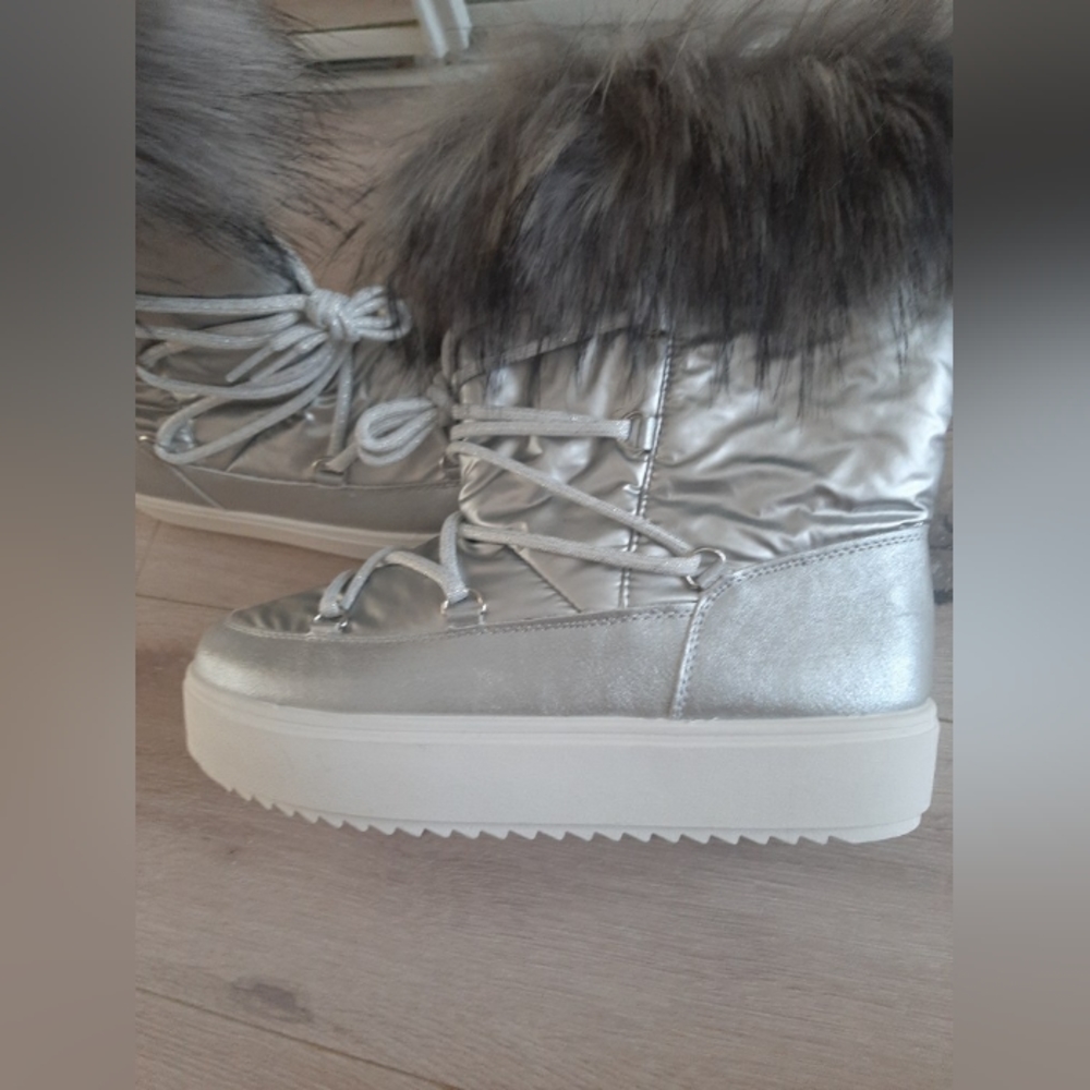 Winter ❄️🥶 boots - Picture 5 of 7